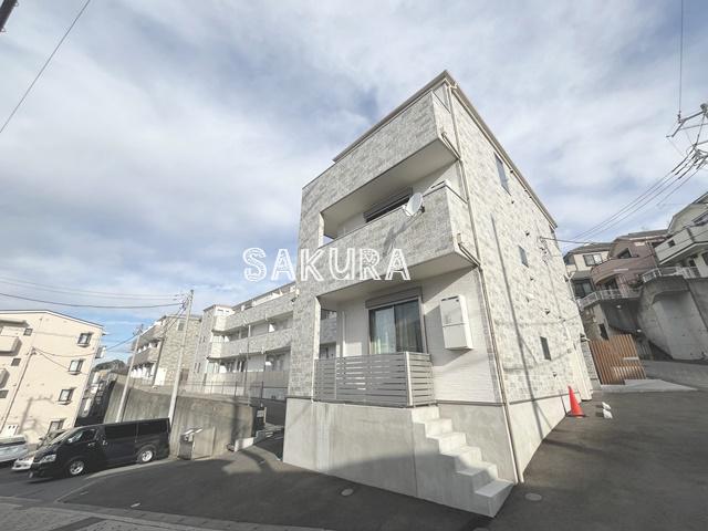ブルーライン 上永谷駅 徒歩5分 3階建 築4年