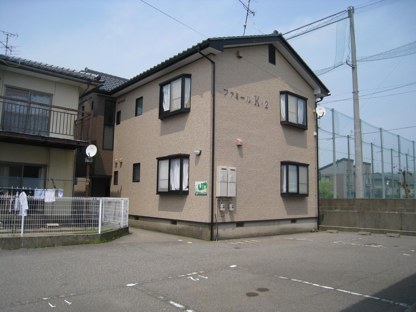 ファミールK2