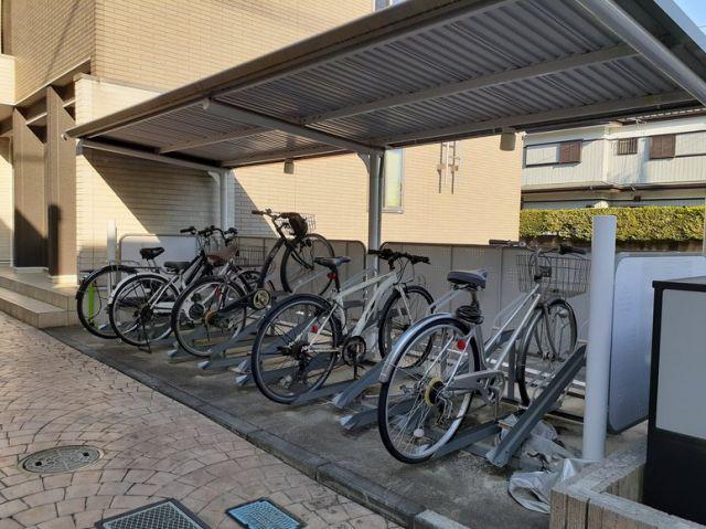 ケイ アイナ