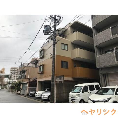 ファミーユ城西