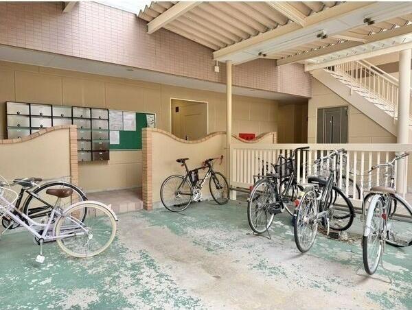 ロイヤル芝原南館