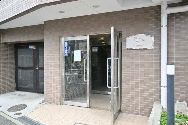 プレール新宿余丁町