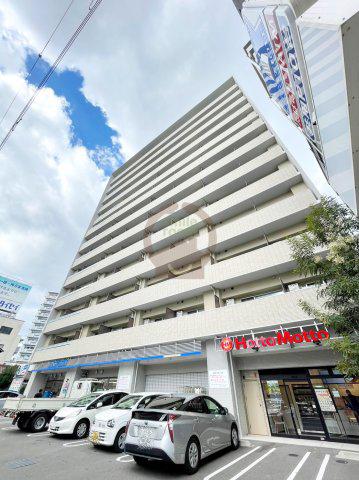 W.O.B.KYOBASHI
