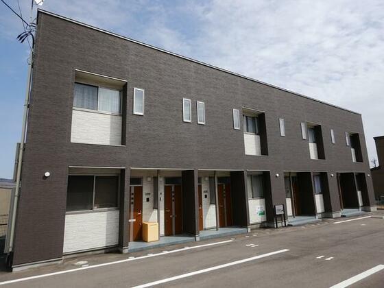ＪＲ七尾線 宇野気駅 徒歩8分  築10年
