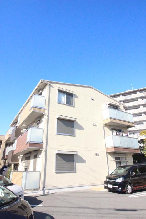ＪＲ阪和線 富木駅 徒歩9分 3階建 築9年