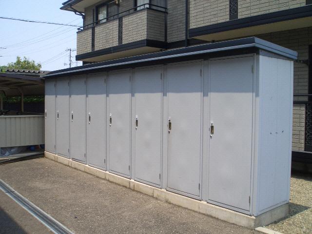 鳥取県鳥取市 2階建 築26年