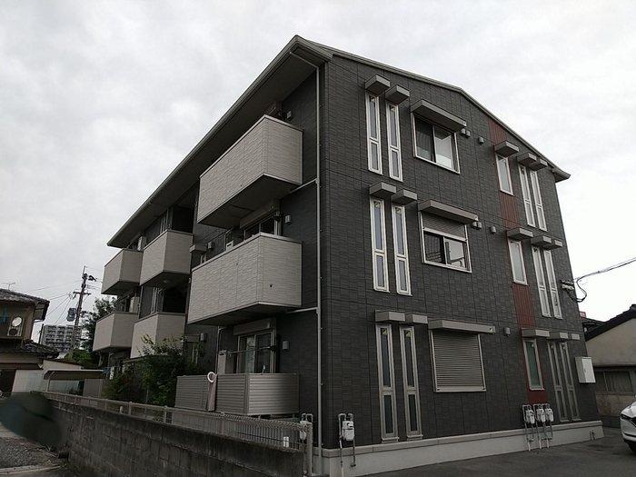 熊本市電健軍線 田崎橋駅 徒歩11分  築8年(1LDK/2階)