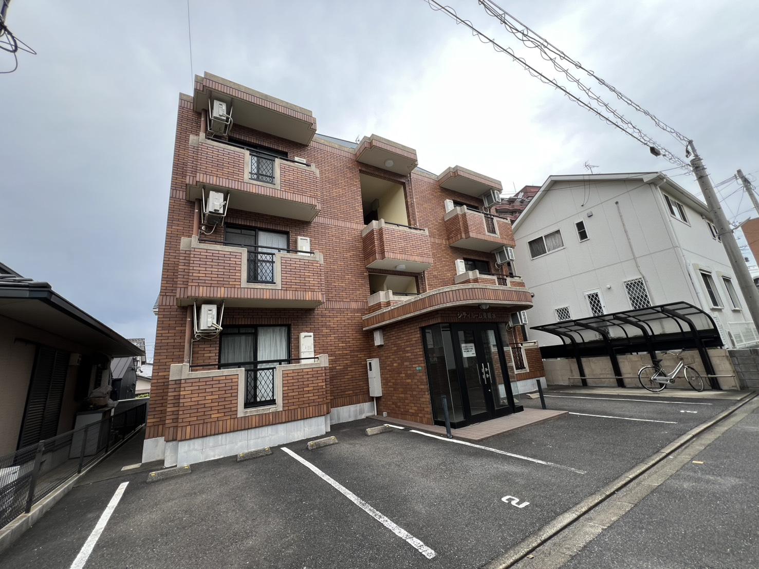 シティルーム東鳴水