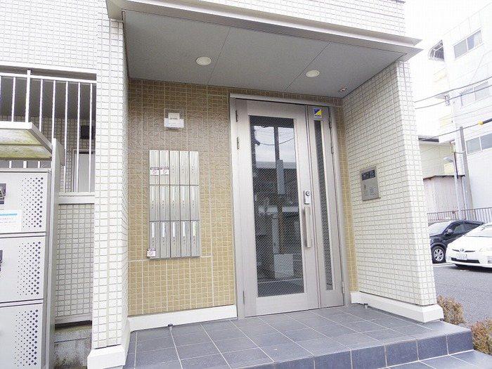 ROYAL イースト