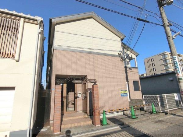 アンソレイエ・シャンブル