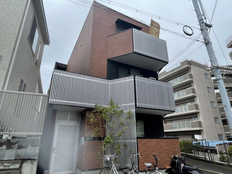 コティ大久保