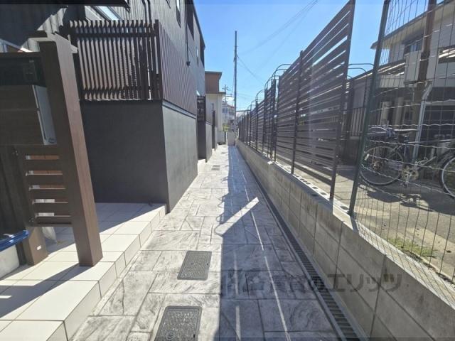 京阪本線 萱島駅 徒歩7分 2階建 築7年