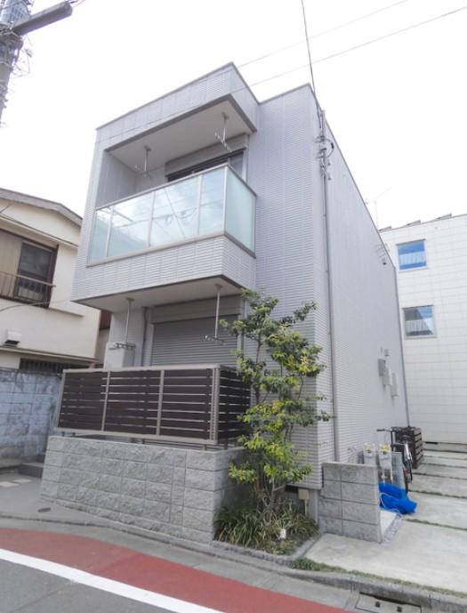 京急本線 新馬場駅 徒歩6分 2階建 築8年