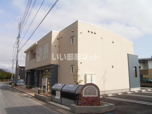 パインコーン一番館