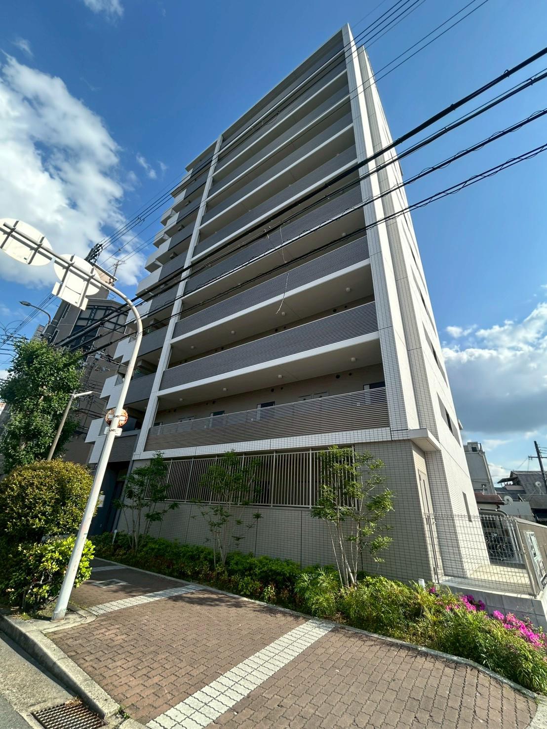 M.R RESIDENCE