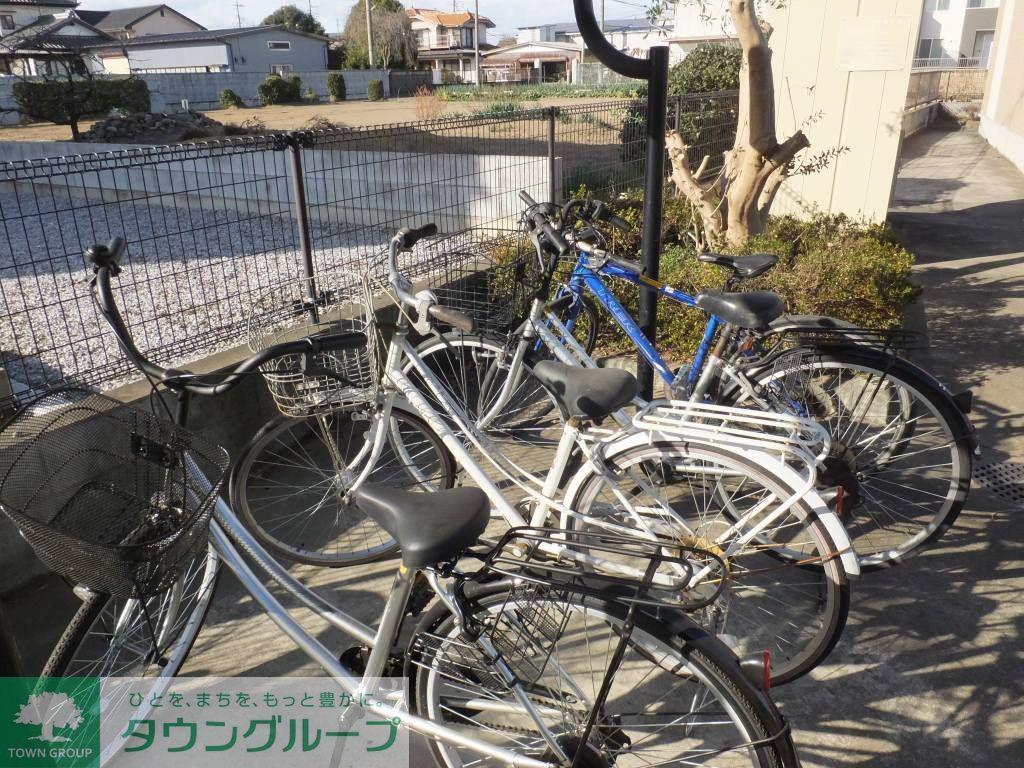 レオパレスターニップ