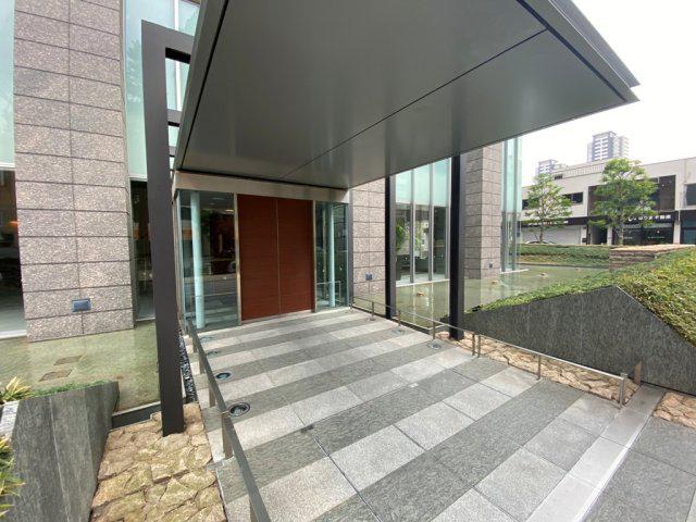 ウェリス上本町ローレルタワー