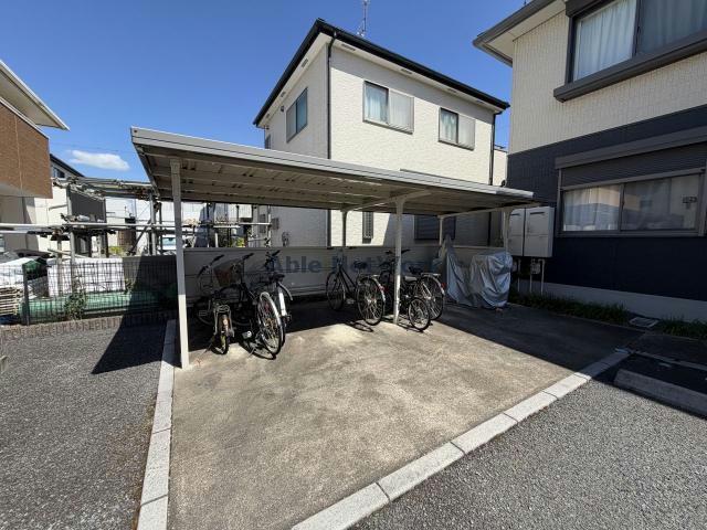 ウエストリバー