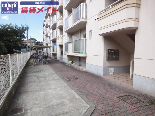 臼井マンション