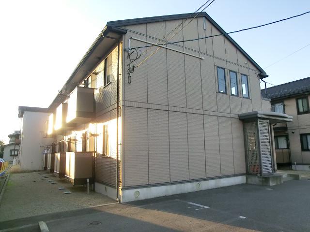 ムーンテイラー山王 B
