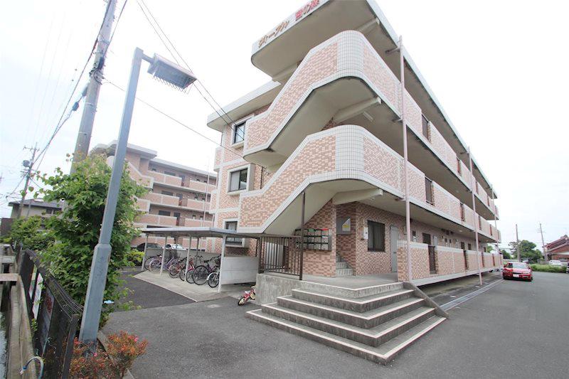 ヴィーブル宮の森 北棟