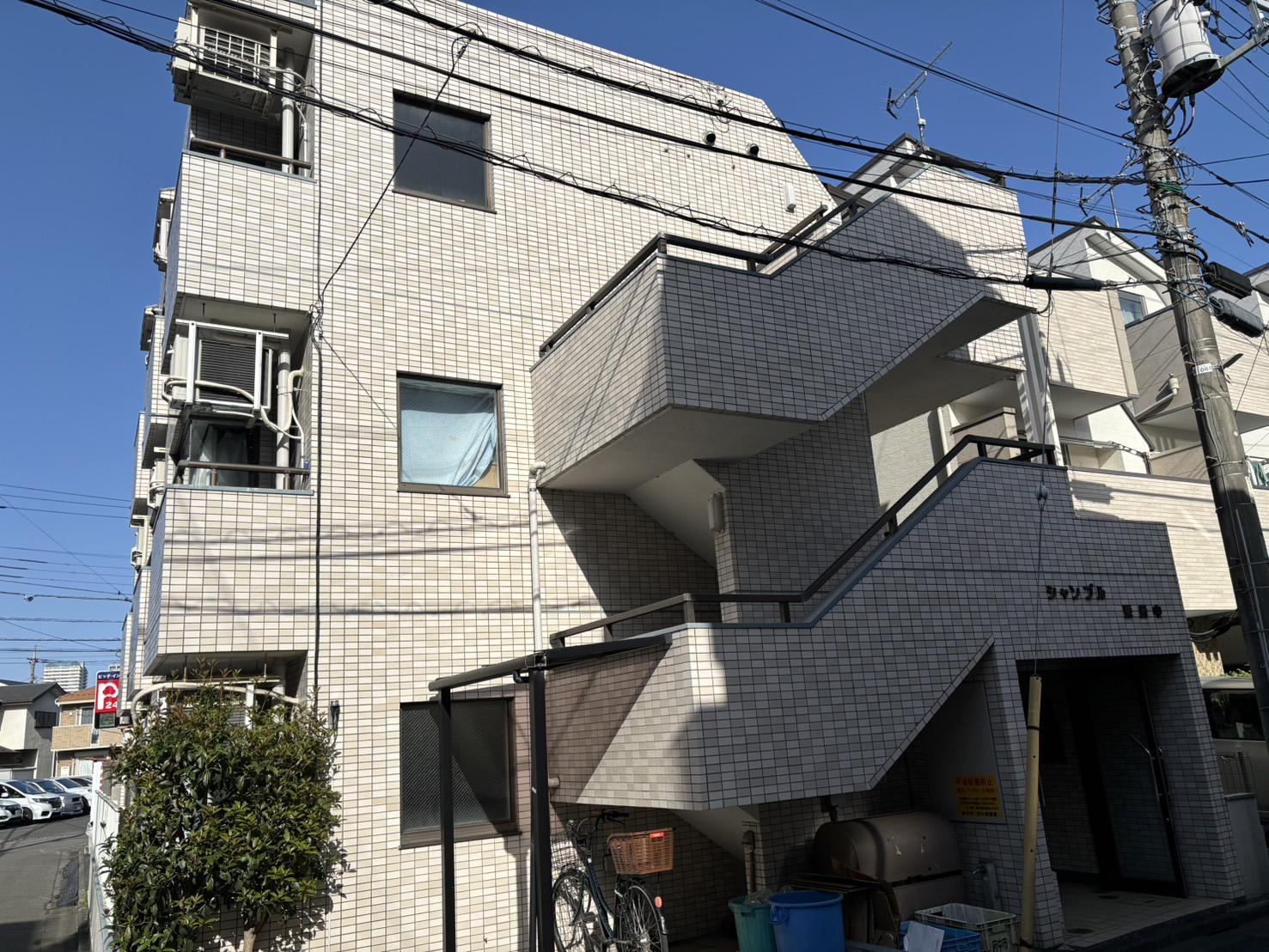 シャンブル東付中