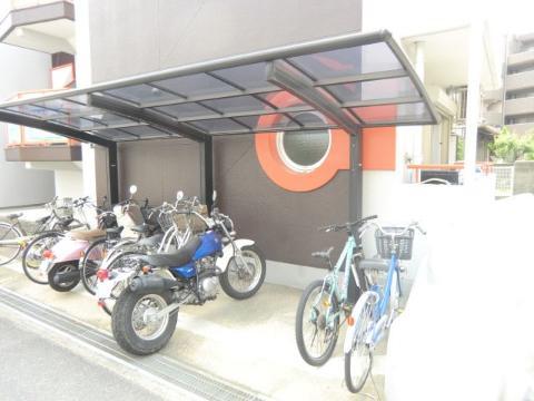 ビスタ千里丘V
