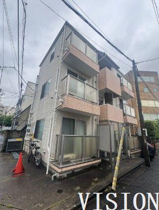 グロリアスコート