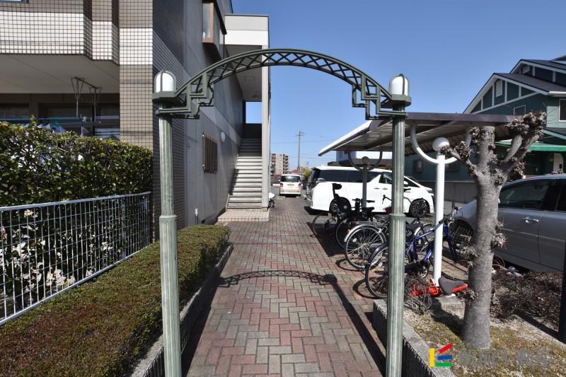 エイトハウスB