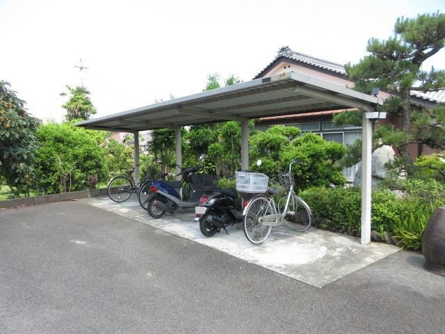 クレストール飯岡