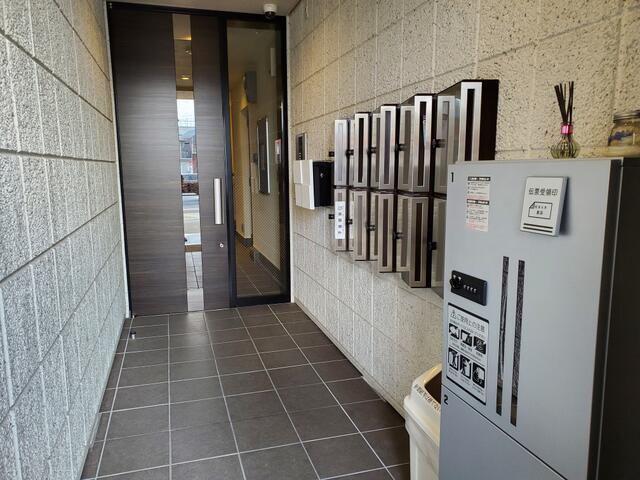 京急本線 雑色駅 徒歩8分 3階建 築9年