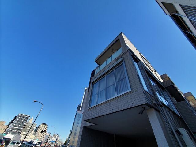 京急本線 雑色駅 徒歩8分 3階建 築9年