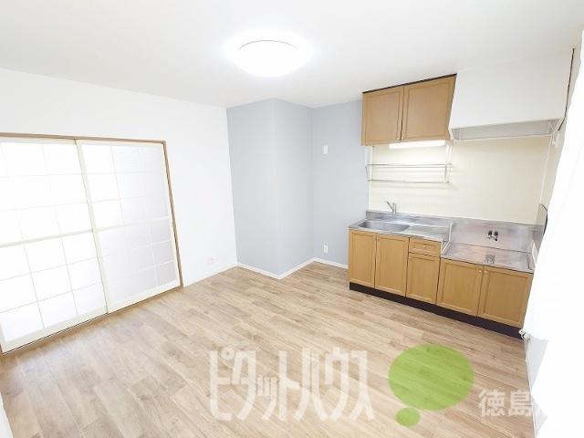 ハイツファミール(2DK/2階)