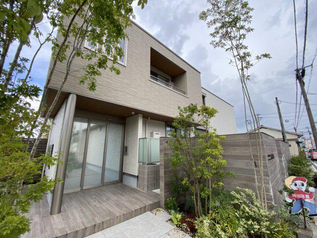シャーメゾン城北伊伝居