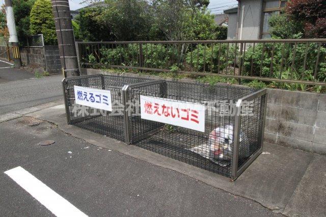 リヴ・ハイツIIIIII