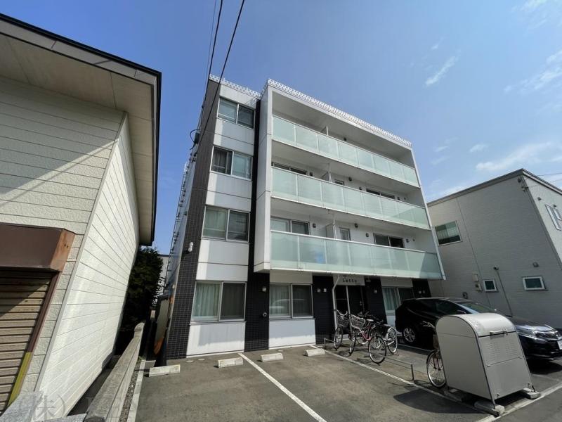 地下鉄東西線 宮の沢駅 徒歩7分 4階建 築11年