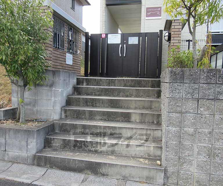 レオパレスビューヒルズテン