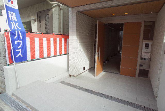 プリュニエ本山