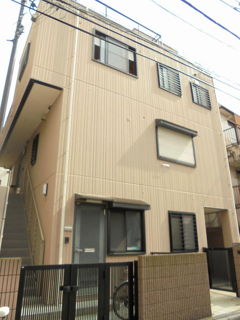 サンパレス