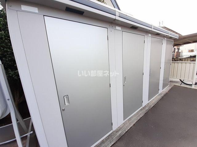 コモライズ新井田西 C