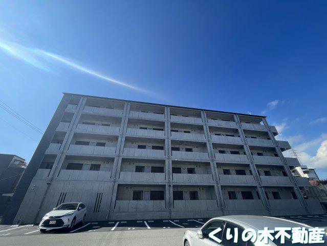 鳥生レジデンス1