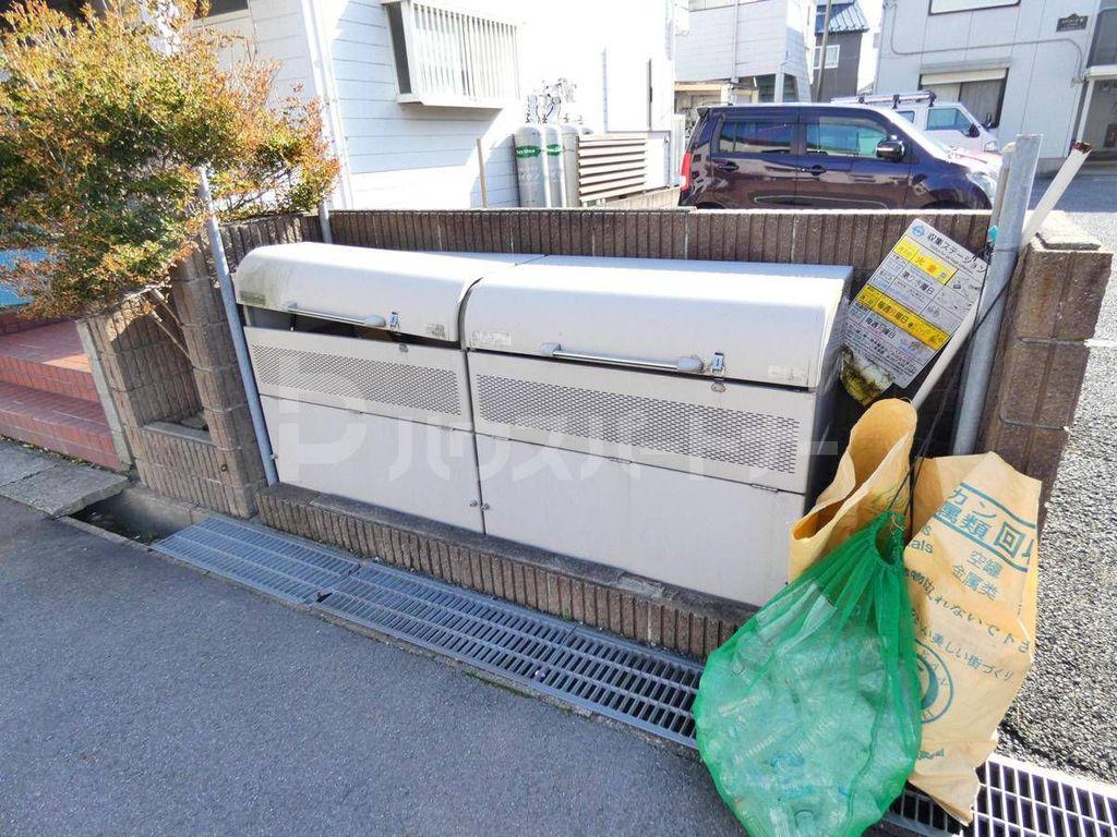 コアロードB棟