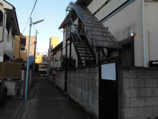 山下荘