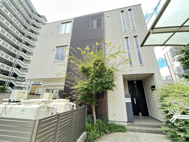 アベニール川口