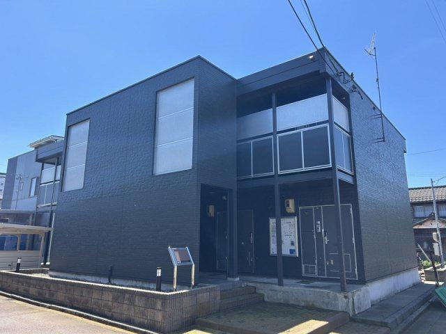 レオパレスクレサンセマム