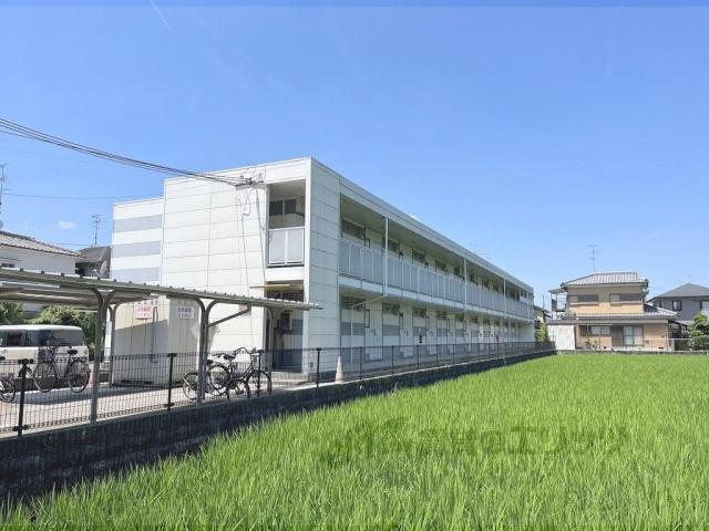 レオパレス荒見