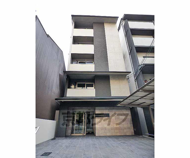 THE GARNET SUITE RESIDENCE 御所西