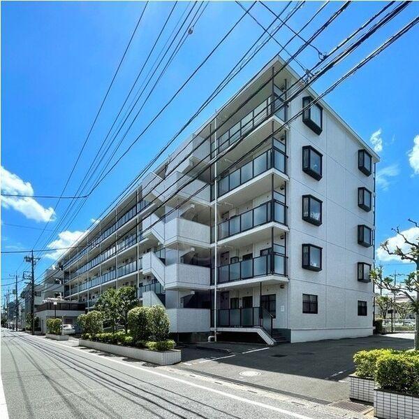 ファミール東川口