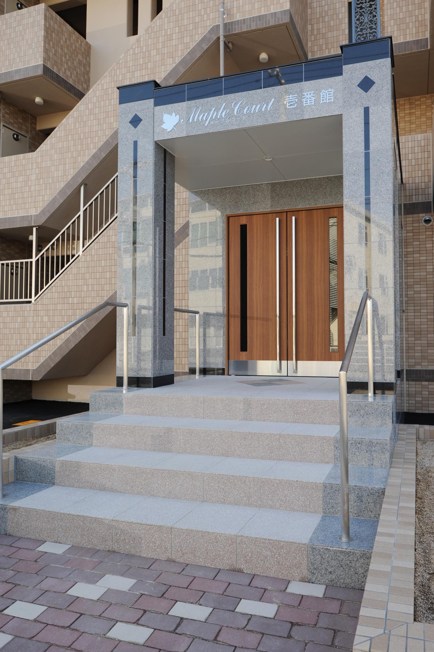 MAPLE COURT弐番館