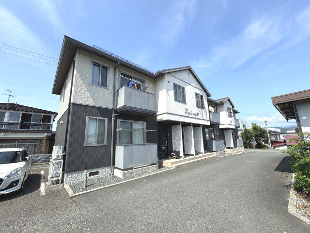 トリプルエイト